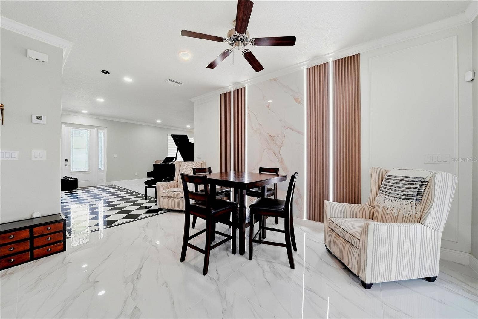 608 4TH STREET SW, Largo, FL 33770 Open concept living