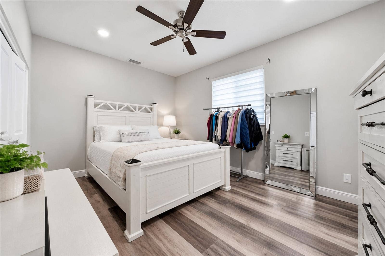 608 4TH STREET SW, Largo, FL 33770 2nd bedroom alternate view