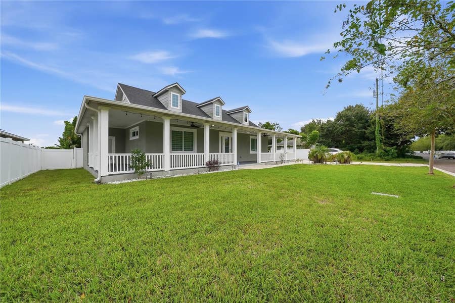 Property photo for 608 4TH STREET SW, Largo, FL