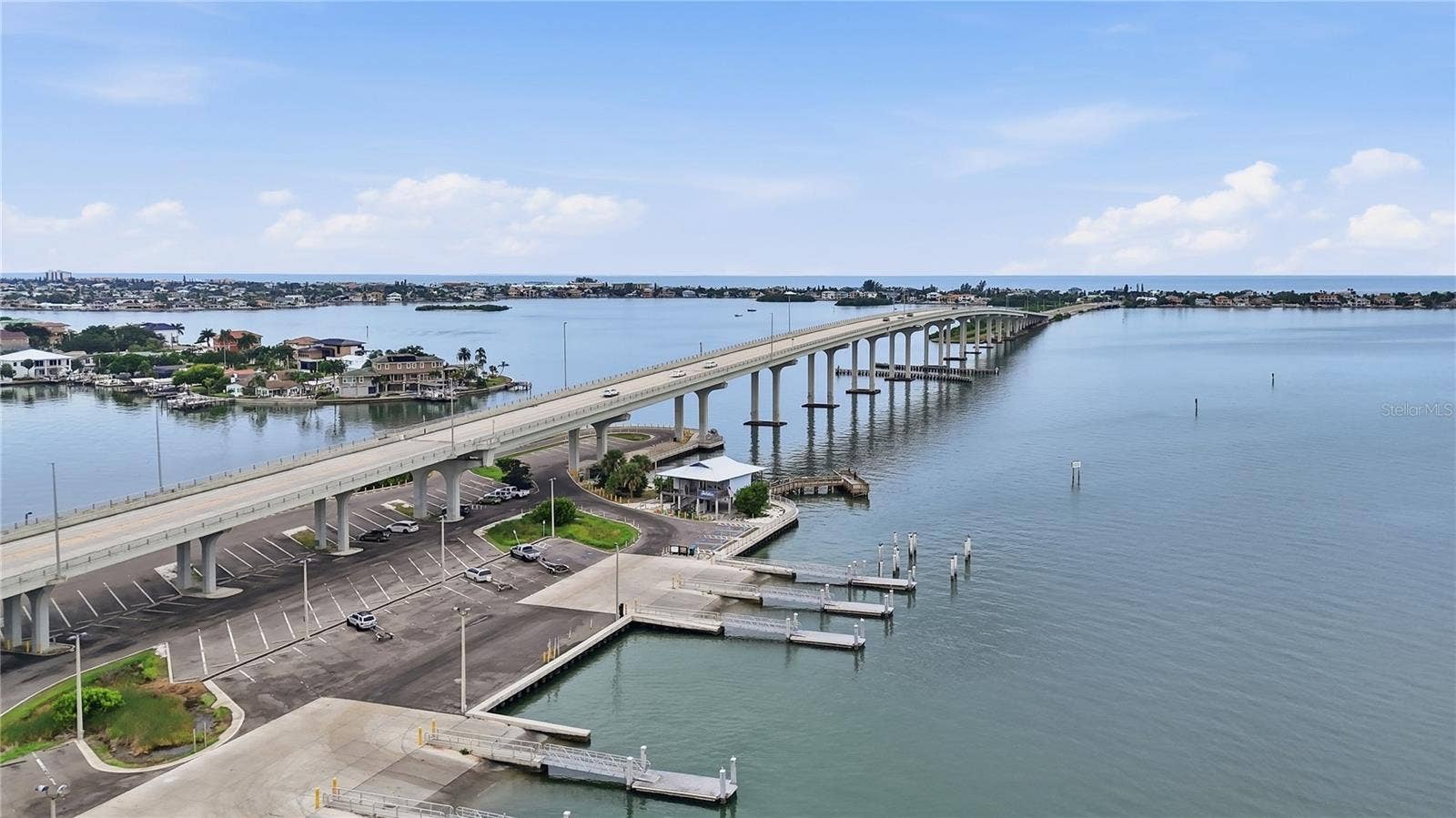 608 4TH STREET SW, Largo, FL 33770 8 minute to Belleair Causeway