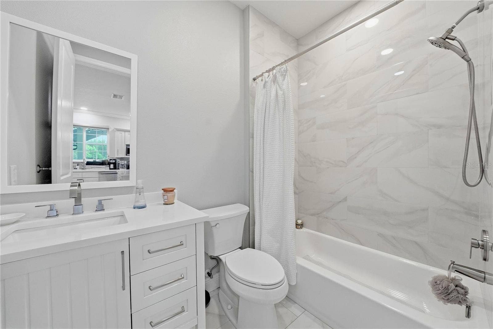 608 4TH STREET SW, Largo, FL 33770 2nd bath
