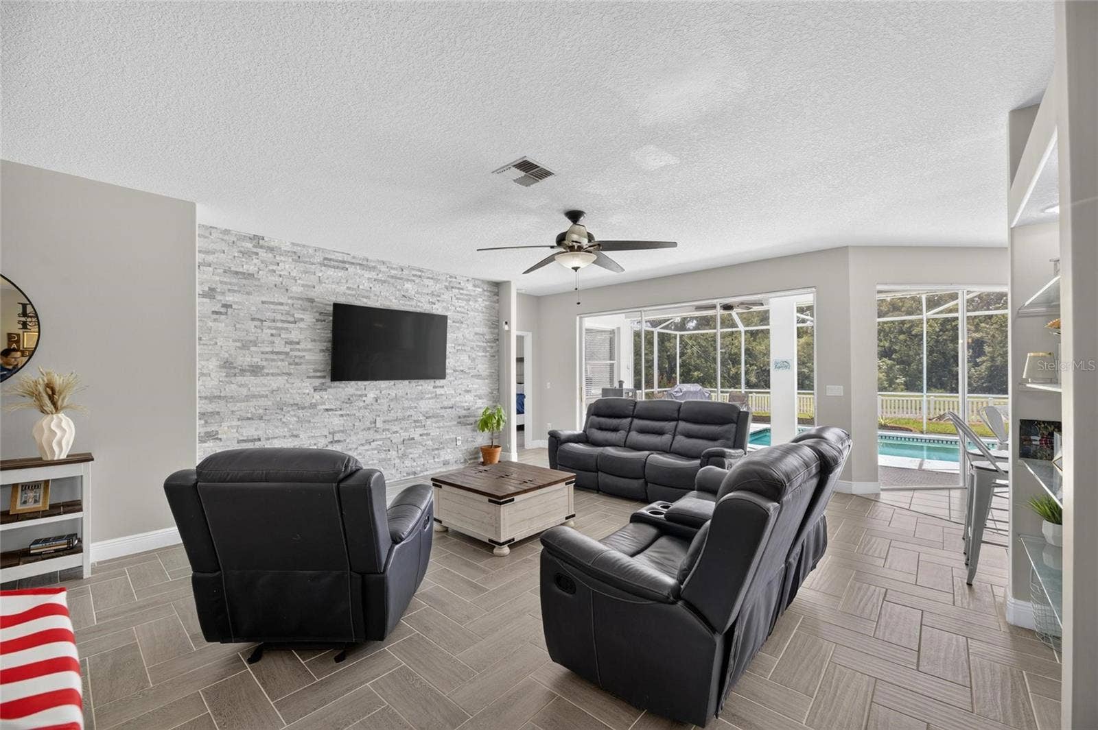 12419 RIVERGLEN DRIVE, Riverview, FL 33569 12419 RIVERGLEN DRIVE, Riverview, FL 33569