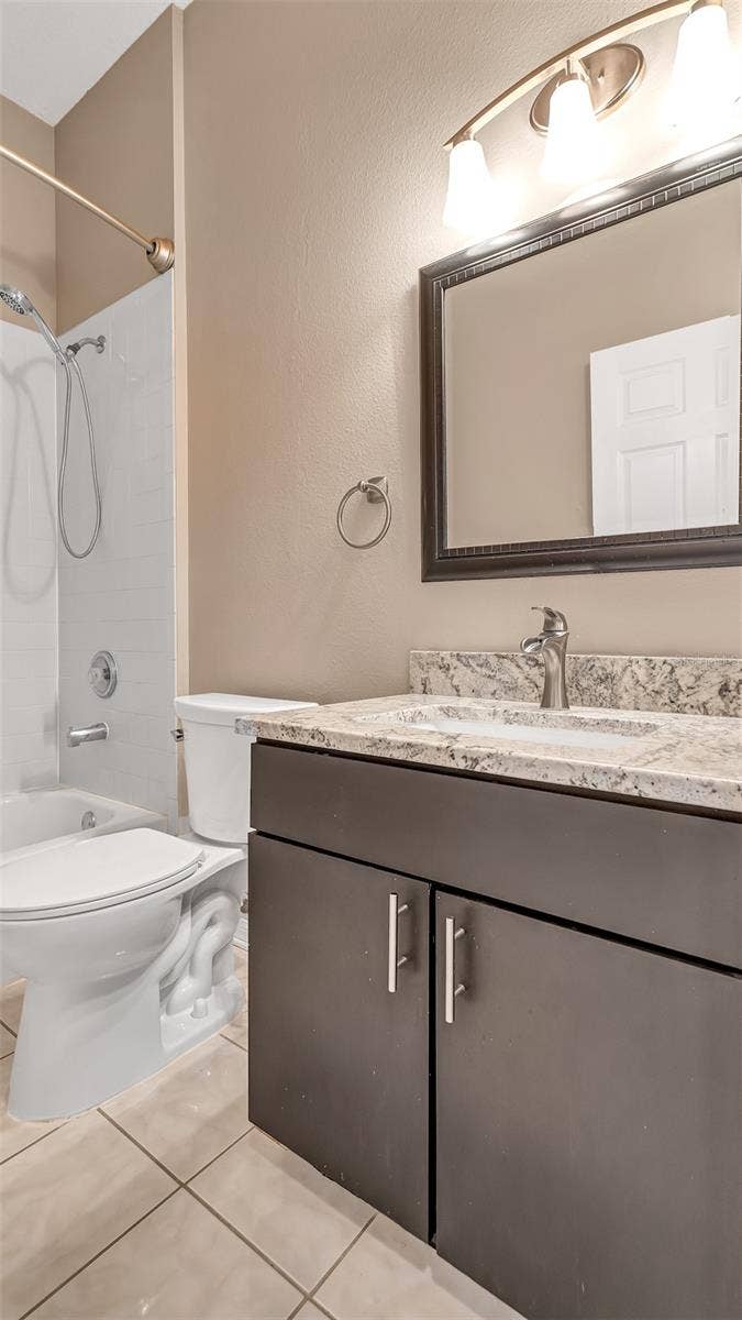 9918 HARTWELL BRIDGE CIRCLE, Tampa, FL 33626