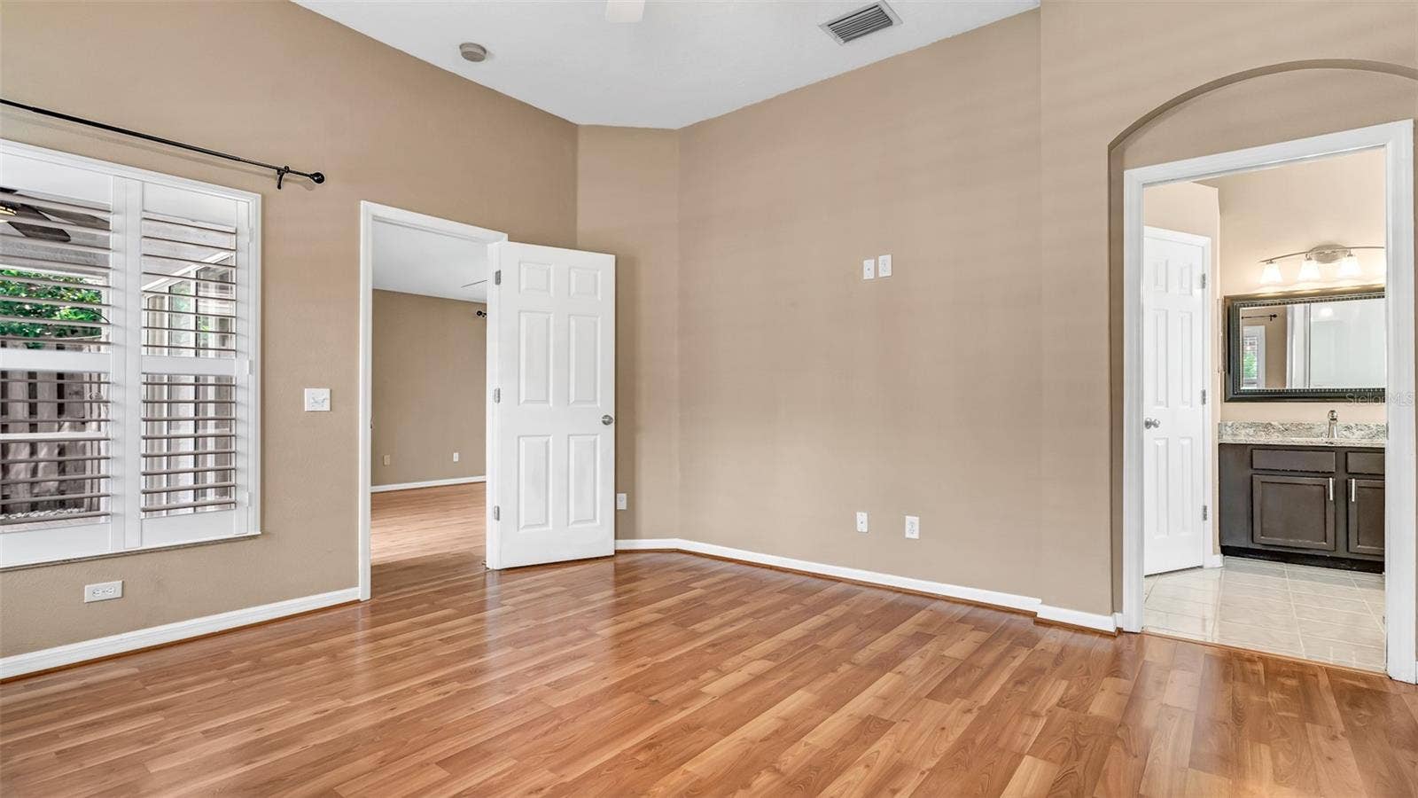 9918 HARTWELL BRIDGE CIRCLE, Tampa, FL 33626