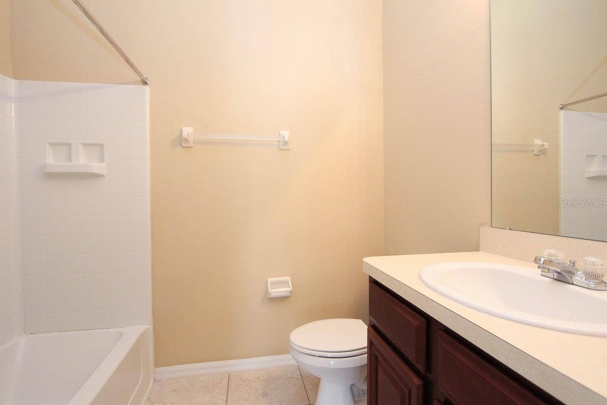 16515 KINGLETRIDGE AVENUE, Lithia, FL 33547 16515 KINGLETRIDGE AVENUE, Lithia, FL 33547