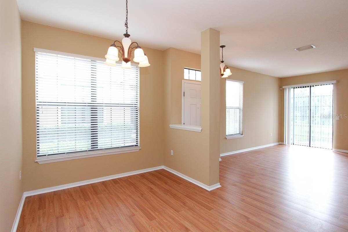 16515 KINGLETRIDGE AVENUE, Lithia, FL 33547 16515 KINGLETRIDGE AVENUE, Lithia, FL 33547