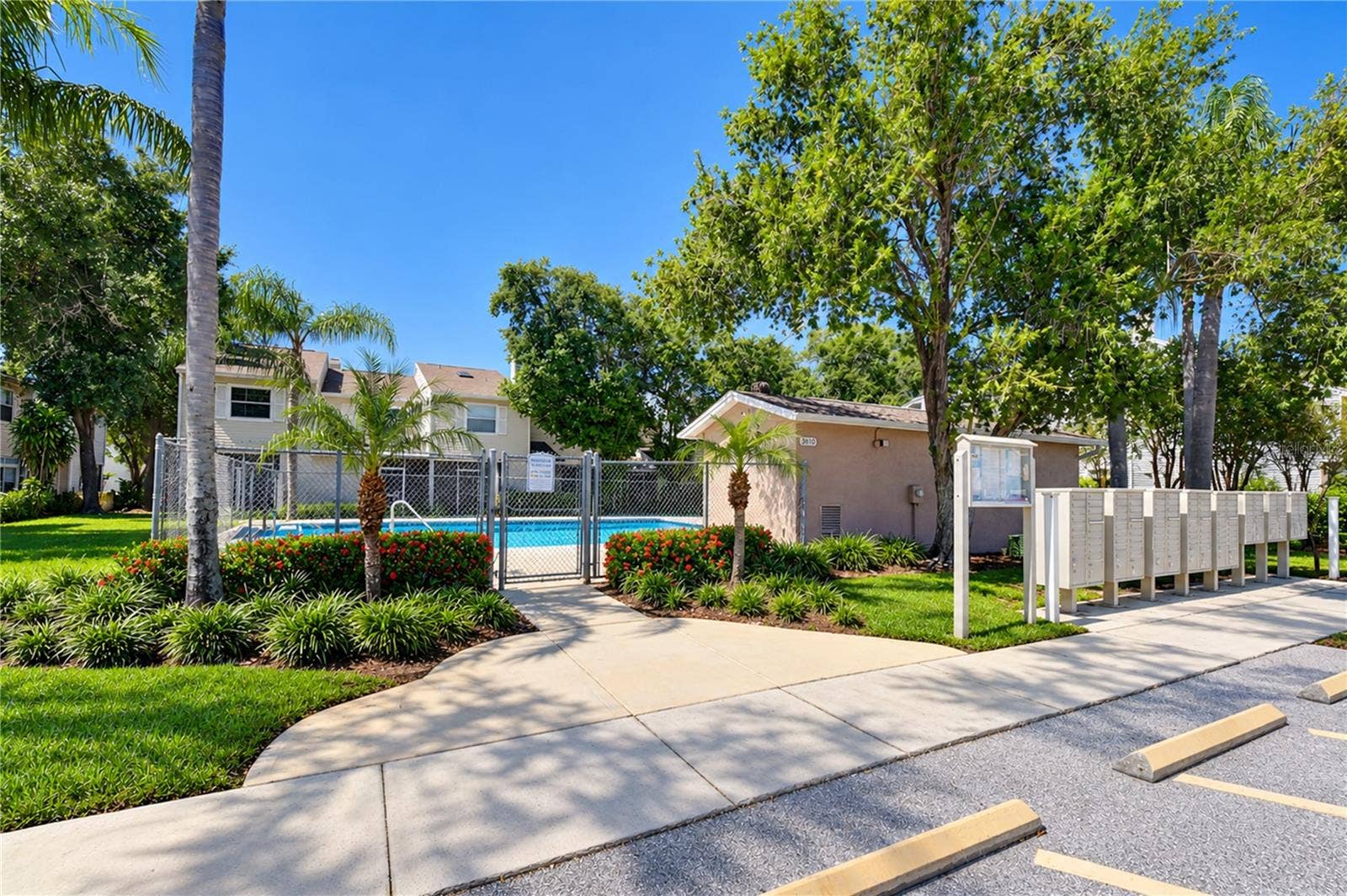 8622 COBBLER PLACE, Tampa, FL 33615