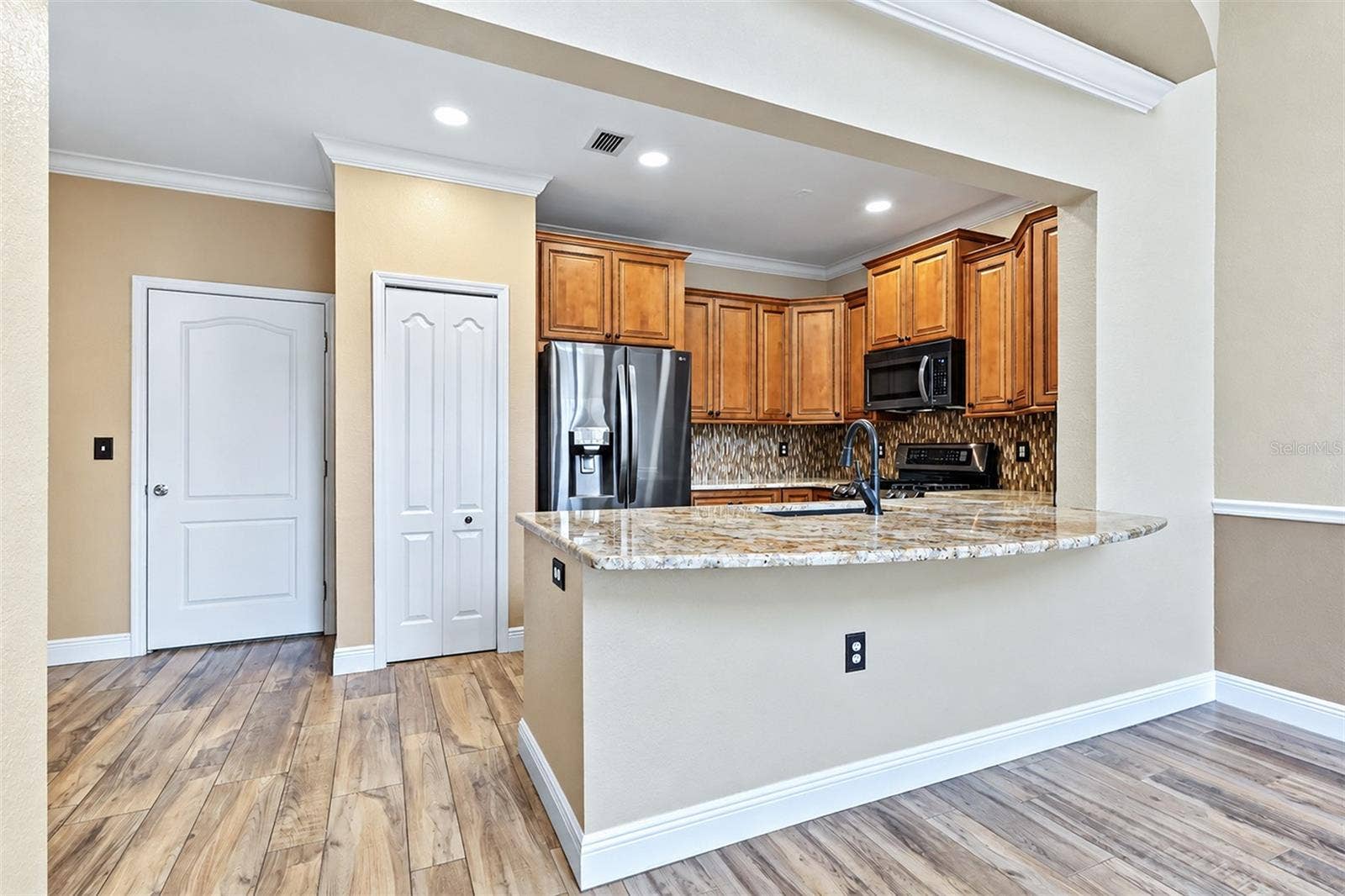 2733 VIA CIPRIANI, #815A, Clearwater, FL 33764