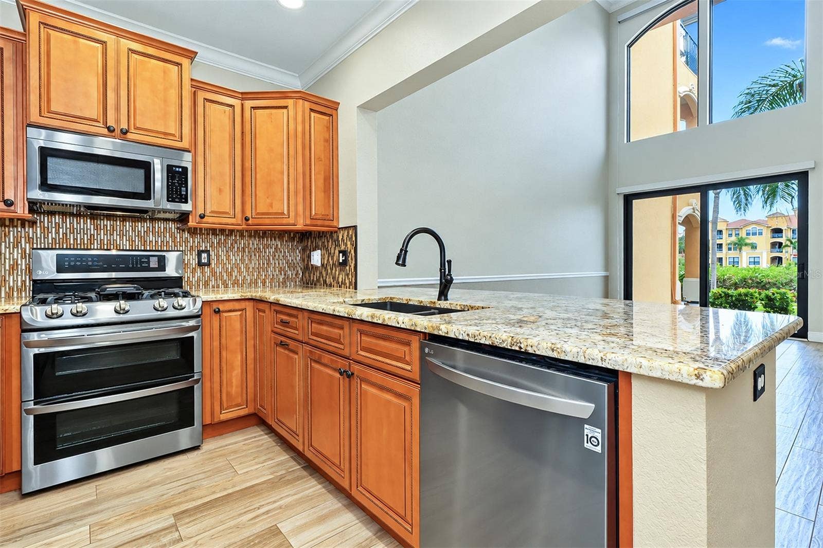 2733 VIA CIPRIANI, #815A, Clearwater, FL 33764
