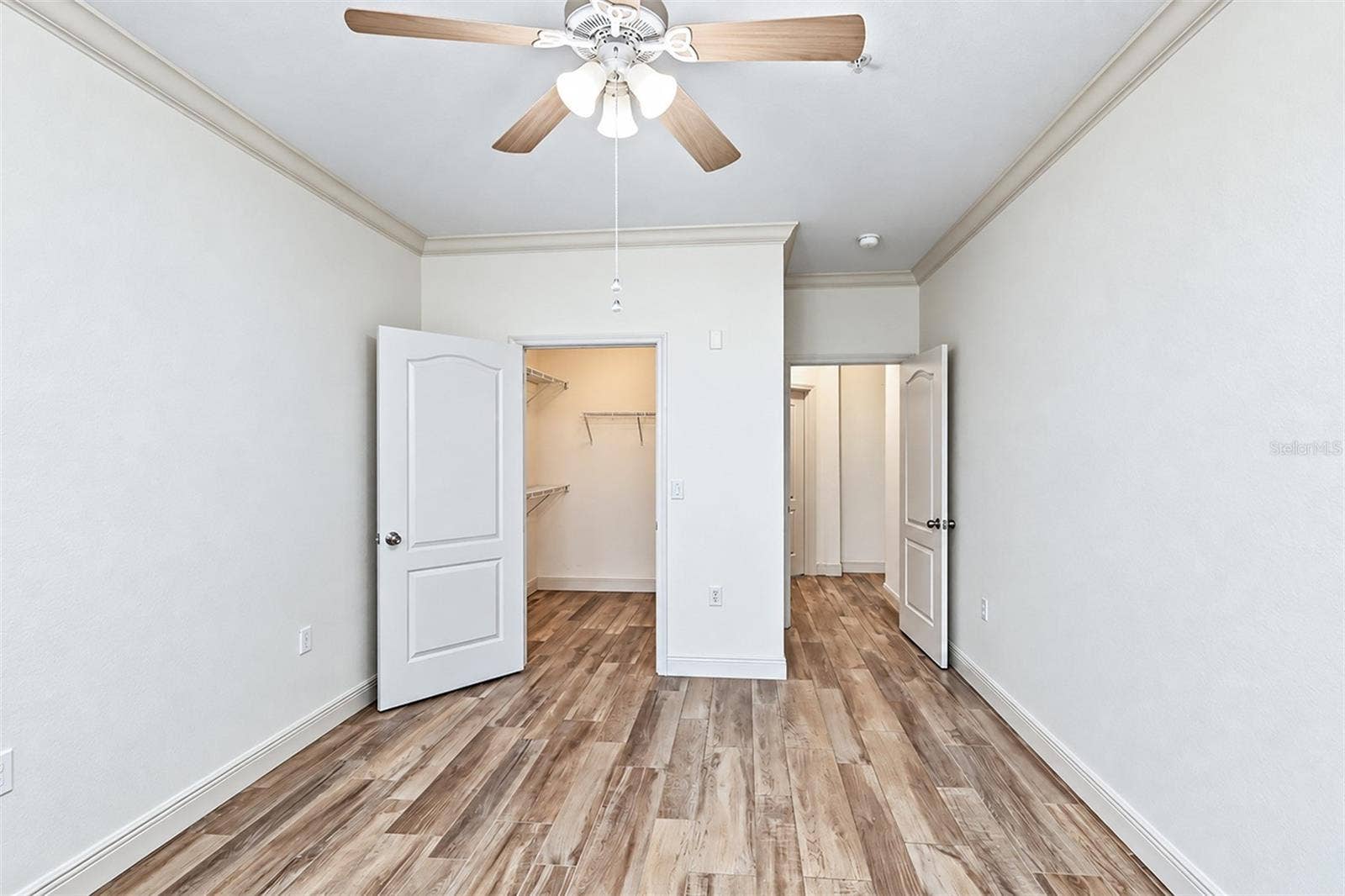 2733 VIA CIPRIANI, #815A, Clearwater, FL 33764
