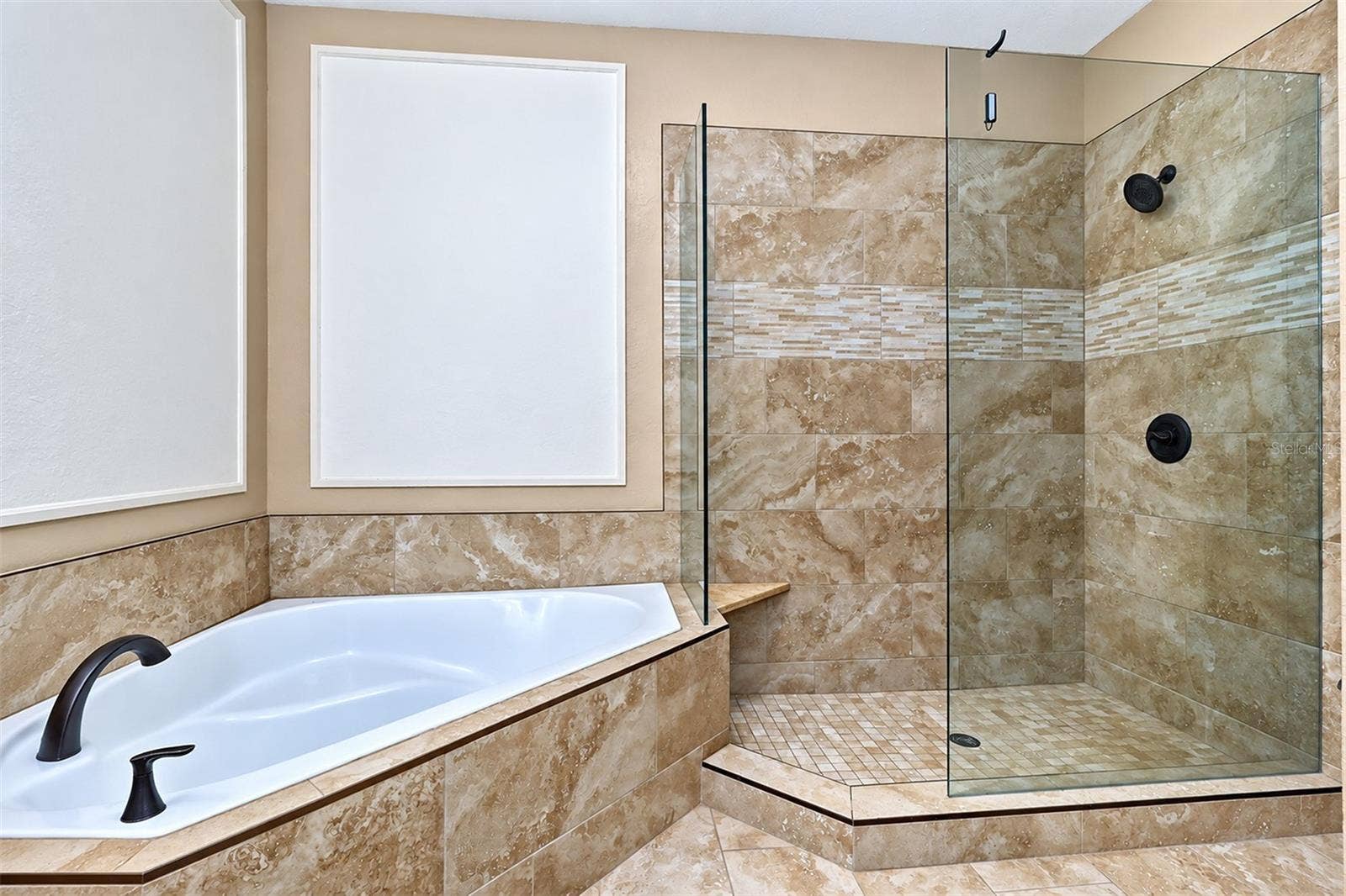 2733 VIA CIPRIANI, #815A, Clearwater, FL 33764