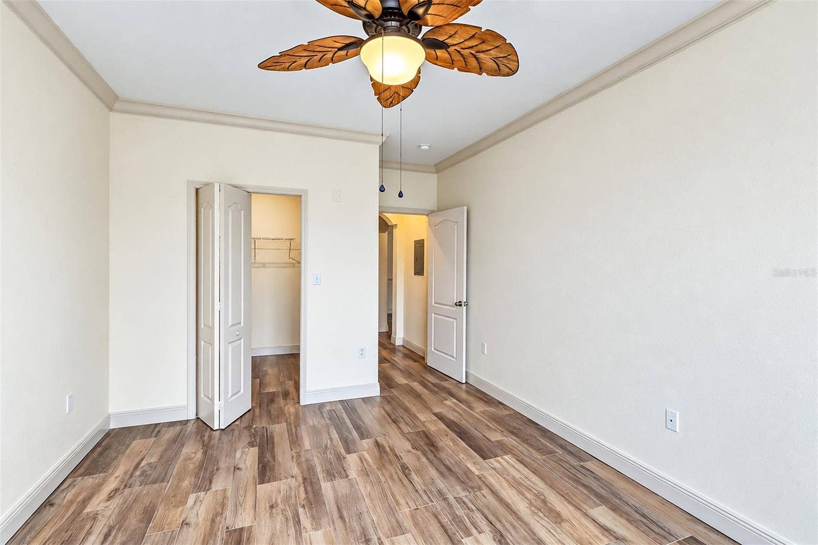 2733 VIA CIPRIANI, #815A, Clearwater, FL 33764