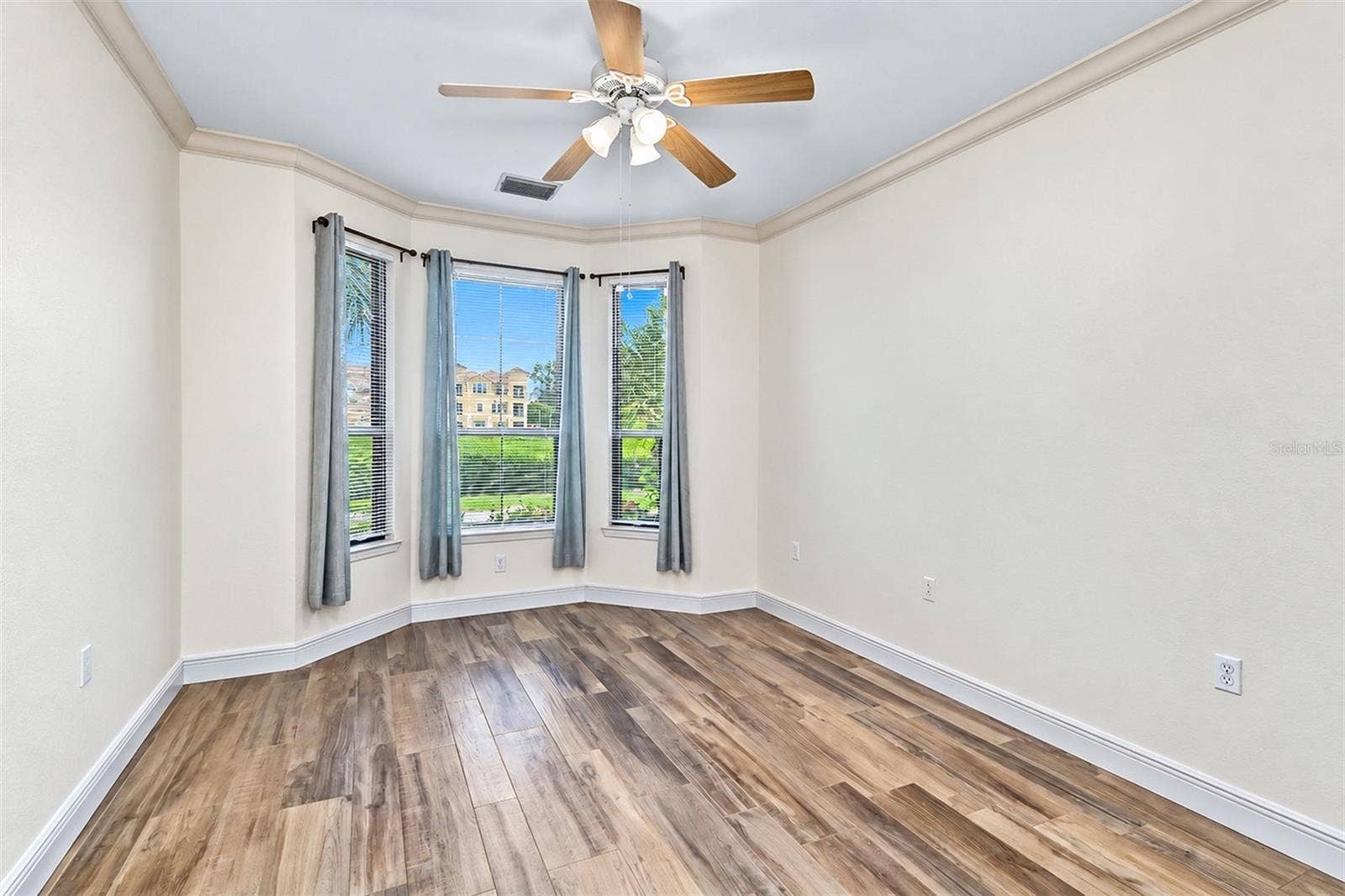 2733 VIA CIPRIANI, #815A, Clearwater, FL 33764