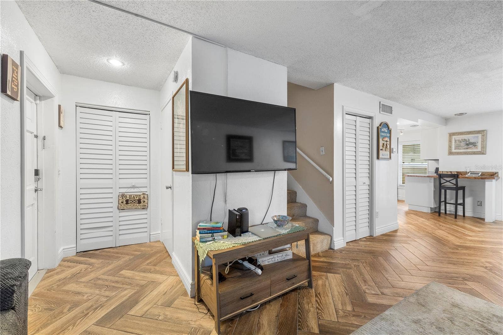 1799 N HIGHLAND AVENUE, #44, Clearwater, FL 33755 1799 N HIGHLAND AVENUE, #44, Clearwater, FL 33755