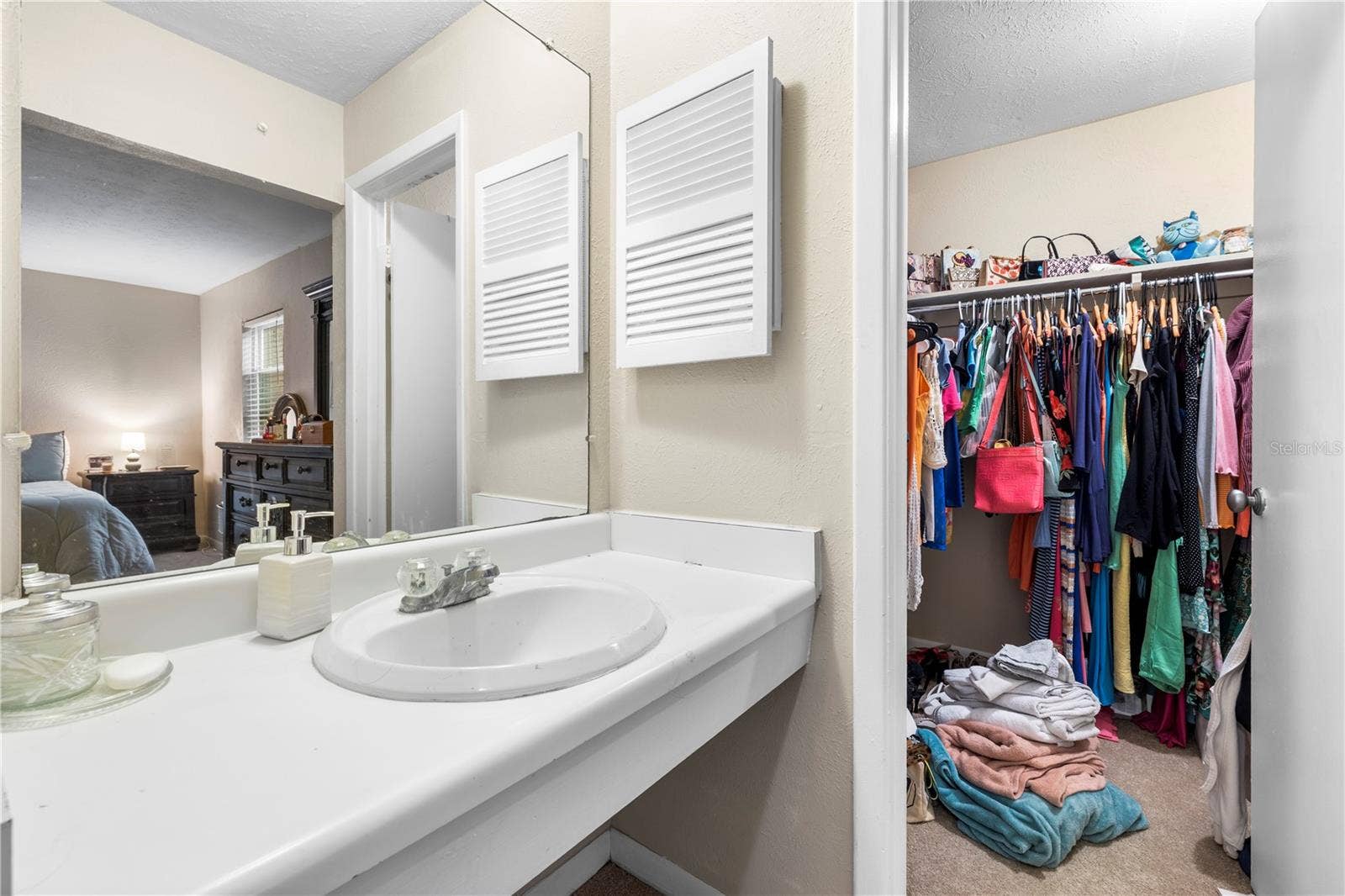 1799 N HIGHLAND AVENUE, #44, Clearwater, FL 33755 1799 N HIGHLAND AVENUE, #44, Clearwater, FL 33755