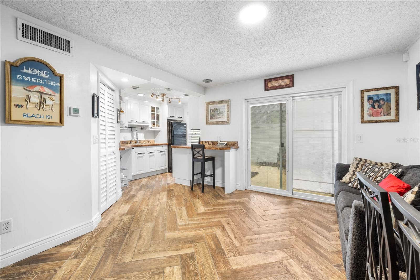1799 N HIGHLAND AVENUE, #44, Clearwater, FL 33755 1799 N HIGHLAND AVENUE, #44, Clearwater, FL 33755