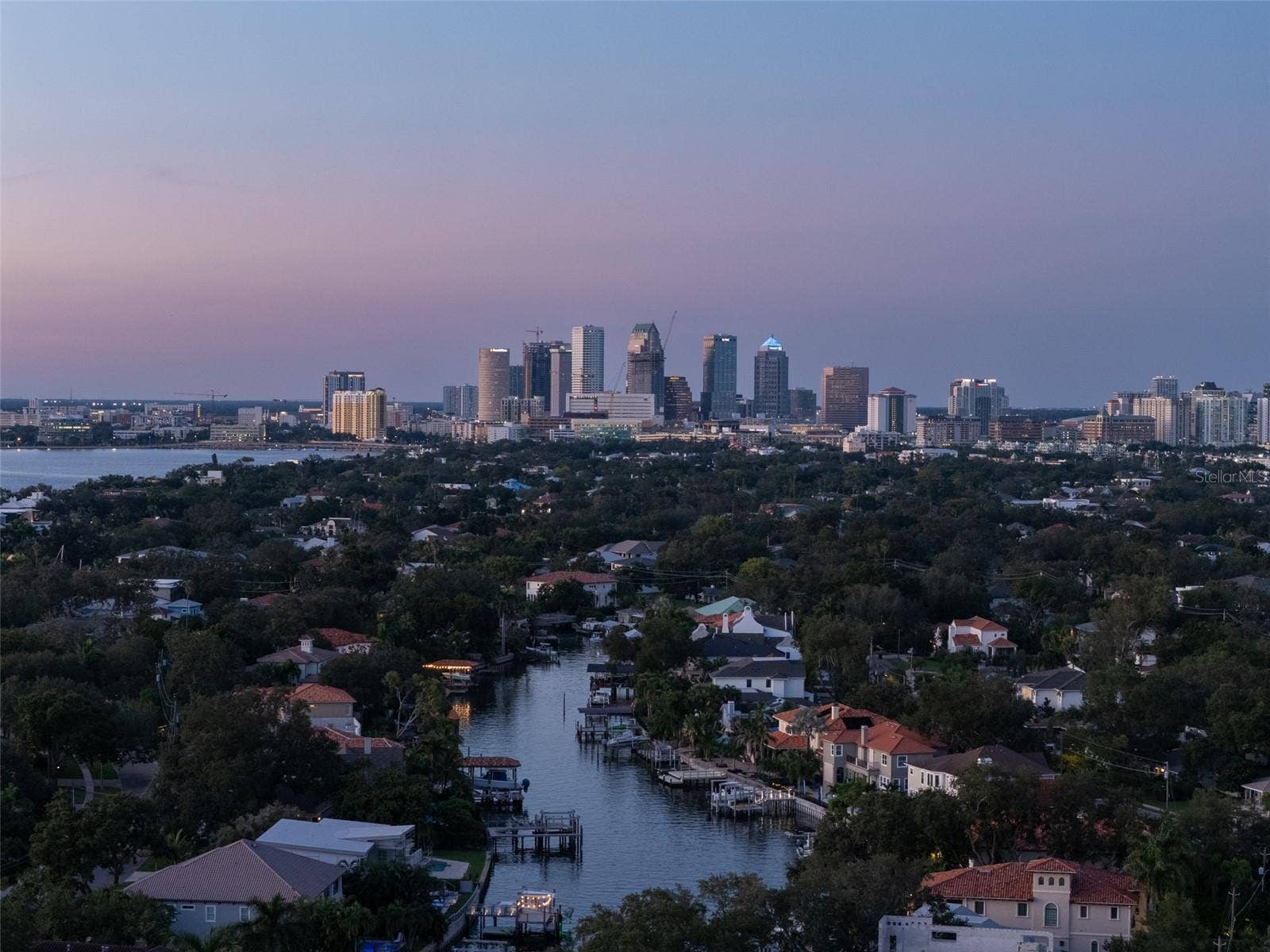 628 RIVIERA DRIVE, Tampa, FL 33606 628 RIVIERA DRIVE, Tampa, FL 33606