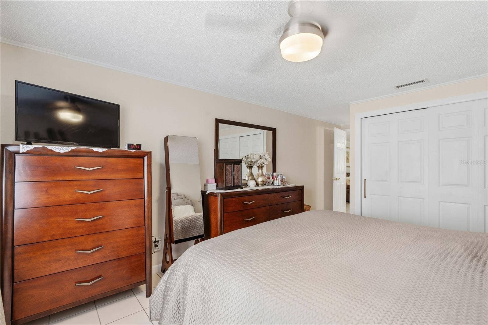 3105 SANDSPUR DRIVE, Tampa, FL 33618 3105 SANDSPUR DRIVE, Tampa, FL 33618