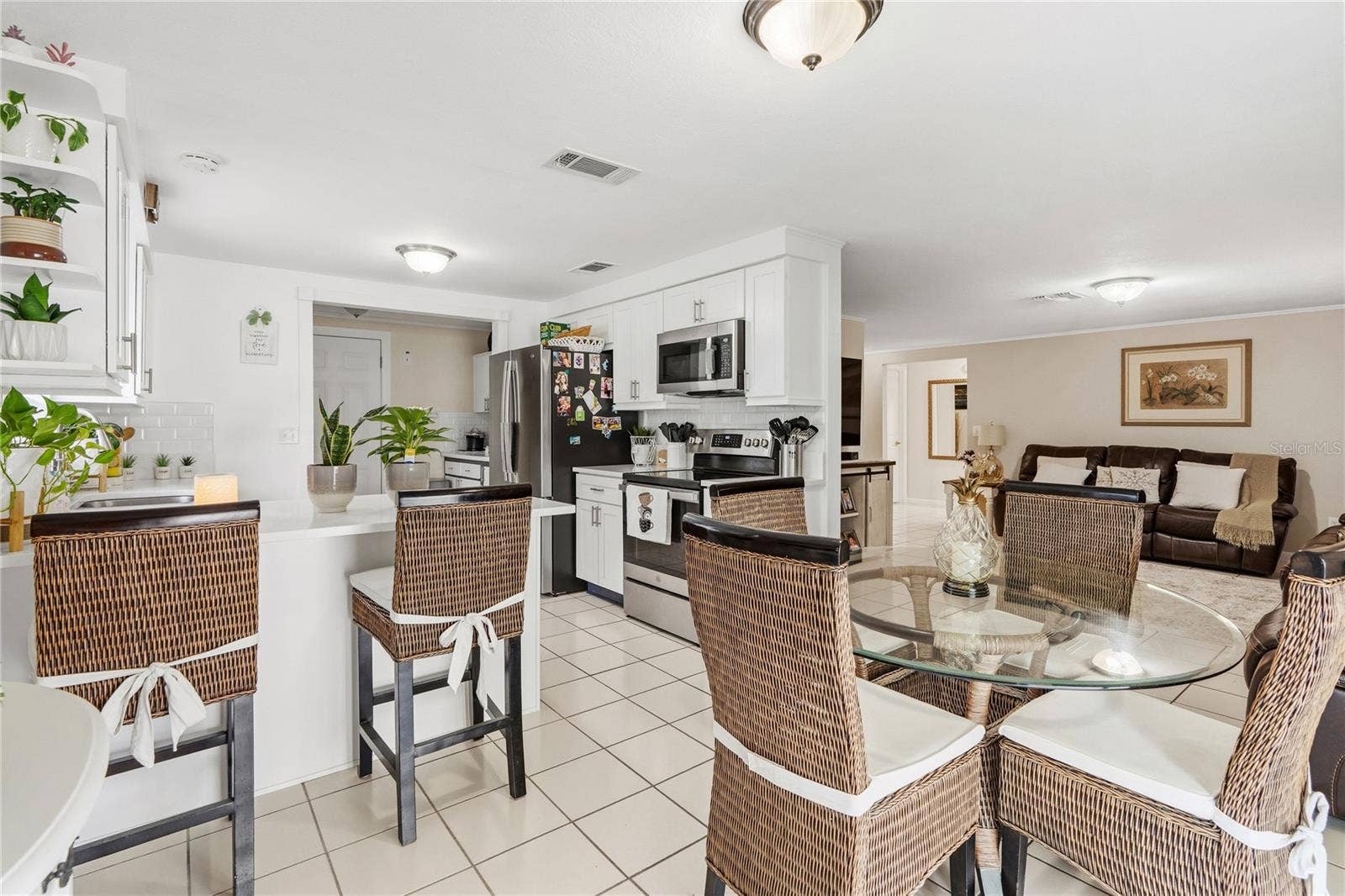 3105 SANDSPUR DRIVE, Tampa, FL 33618 3105 SANDSPUR DRIVE, Tampa, FL 33618