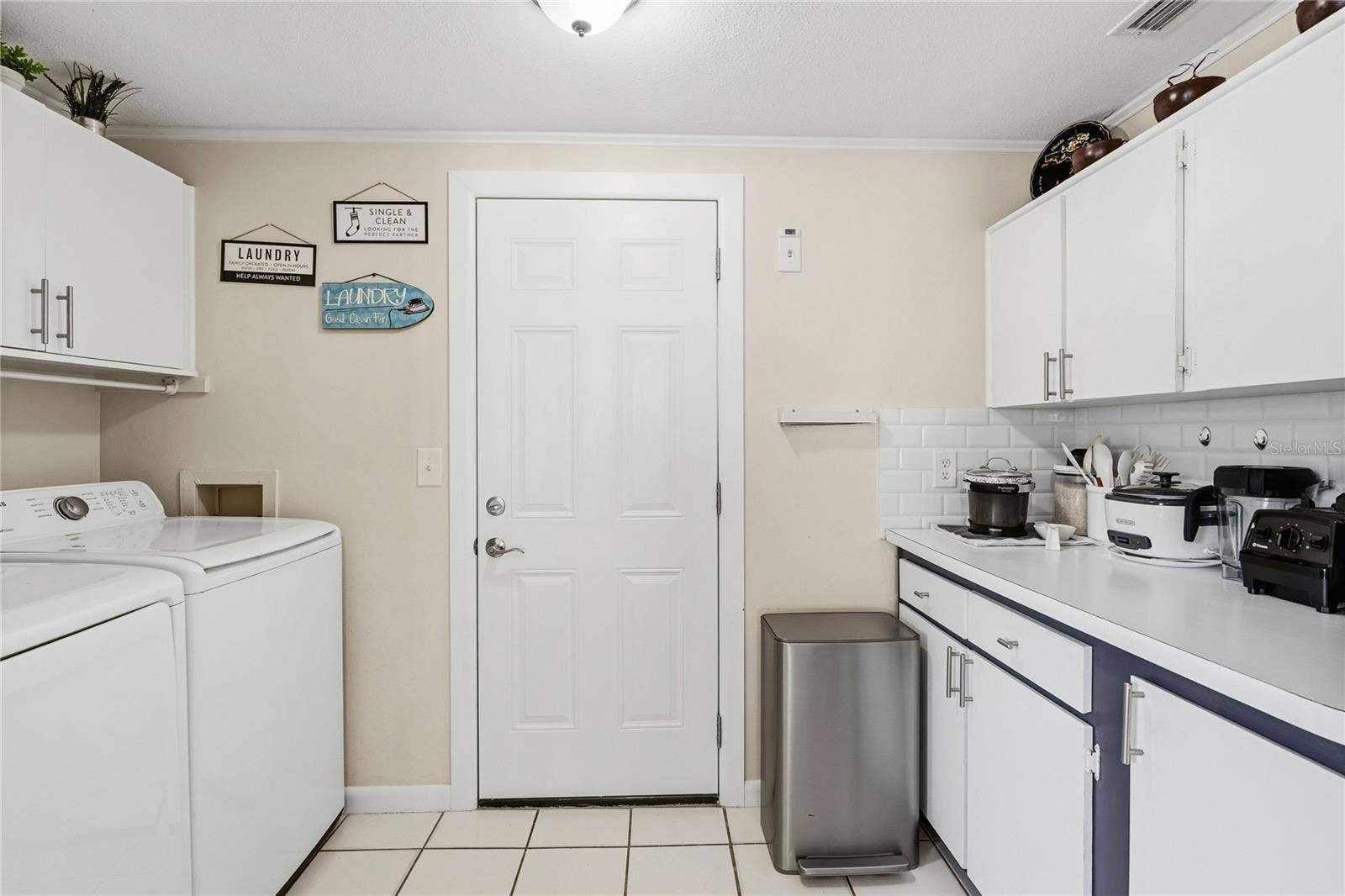 3105 SANDSPUR DRIVE, Tampa, FL 33618 3105 SANDSPUR DRIVE, Tampa, FL 33618
