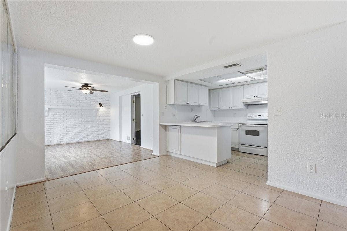 12404 COBBLE STONE DRIVE, Hudson, FL 34667 12404 COBBLE STONE DRIVE, Hudson, FL 34667
