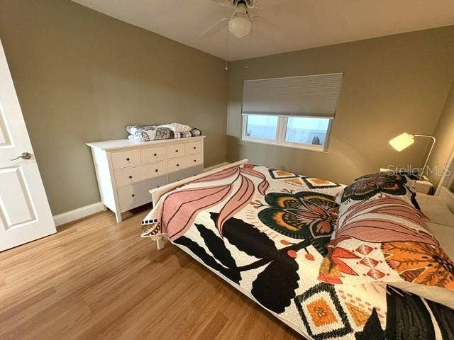 2202 CLUBHOUSE DRIVE, #173, Sun City Center, FL 33573 Primary bedroom.