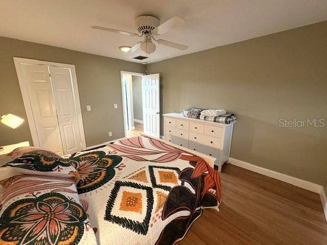 2202 CLUBHOUSE DRIVE, #173, Sun City Center, FL 33573 Primary bedroom facing hallway, walk in closet is convenient.