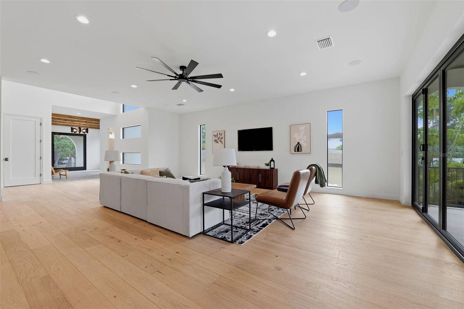 502 E DAVIS BOULEVARD, Tampa, FL 33606