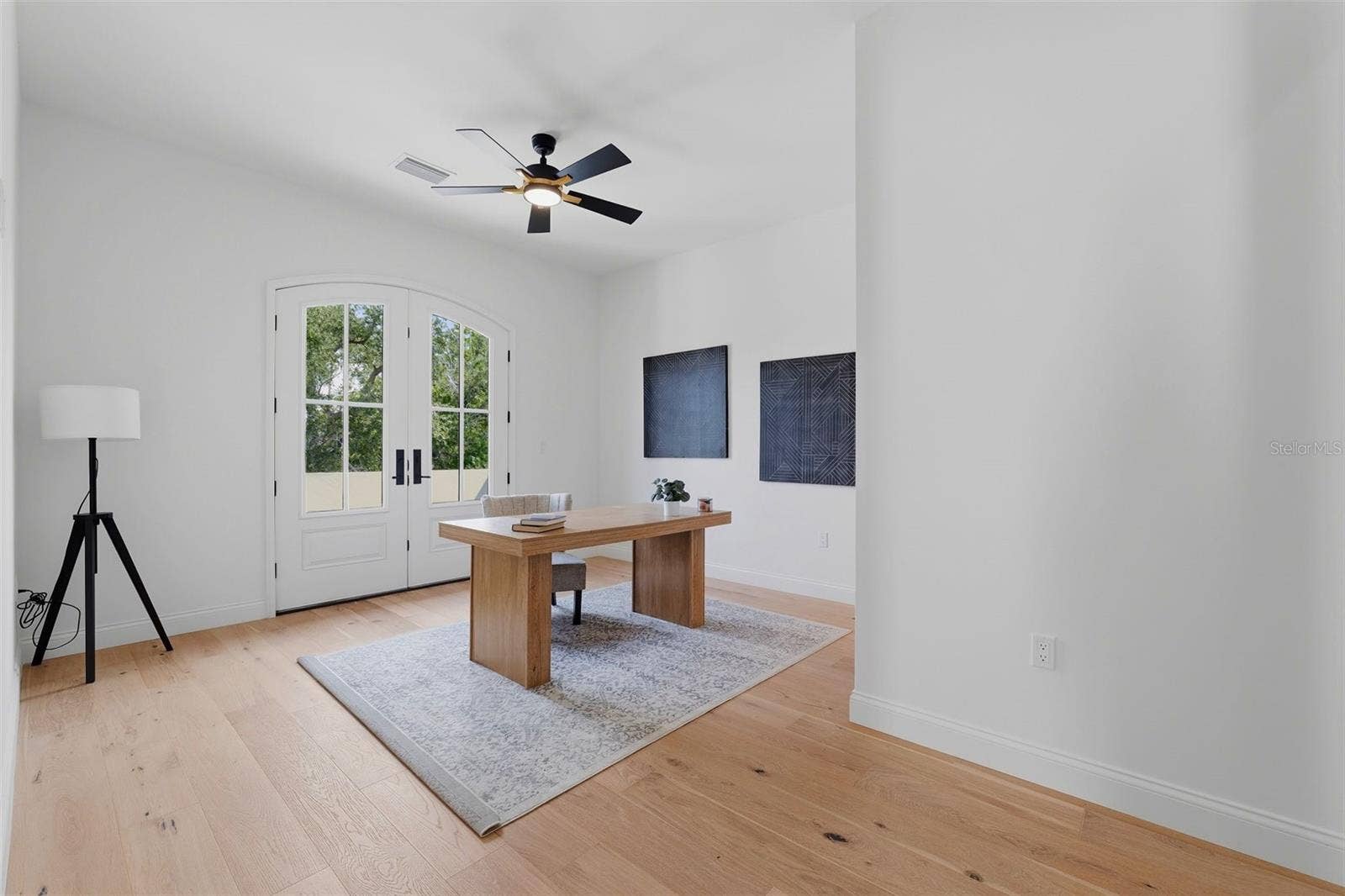 502 E DAVIS BOULEVARD, Tampa, FL 33606