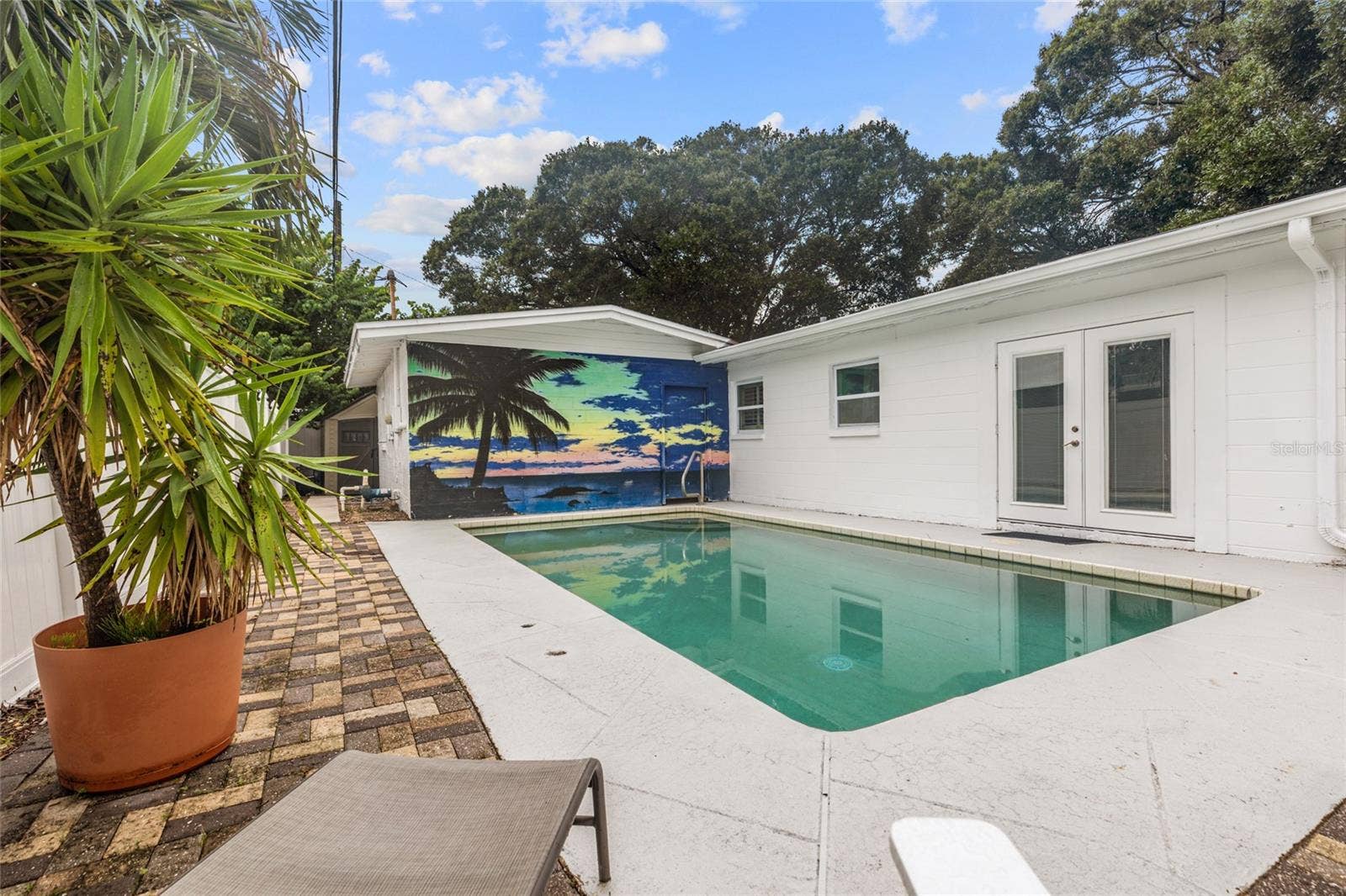 5618 31ST AVENUE N, St Petersburg, FL 33710