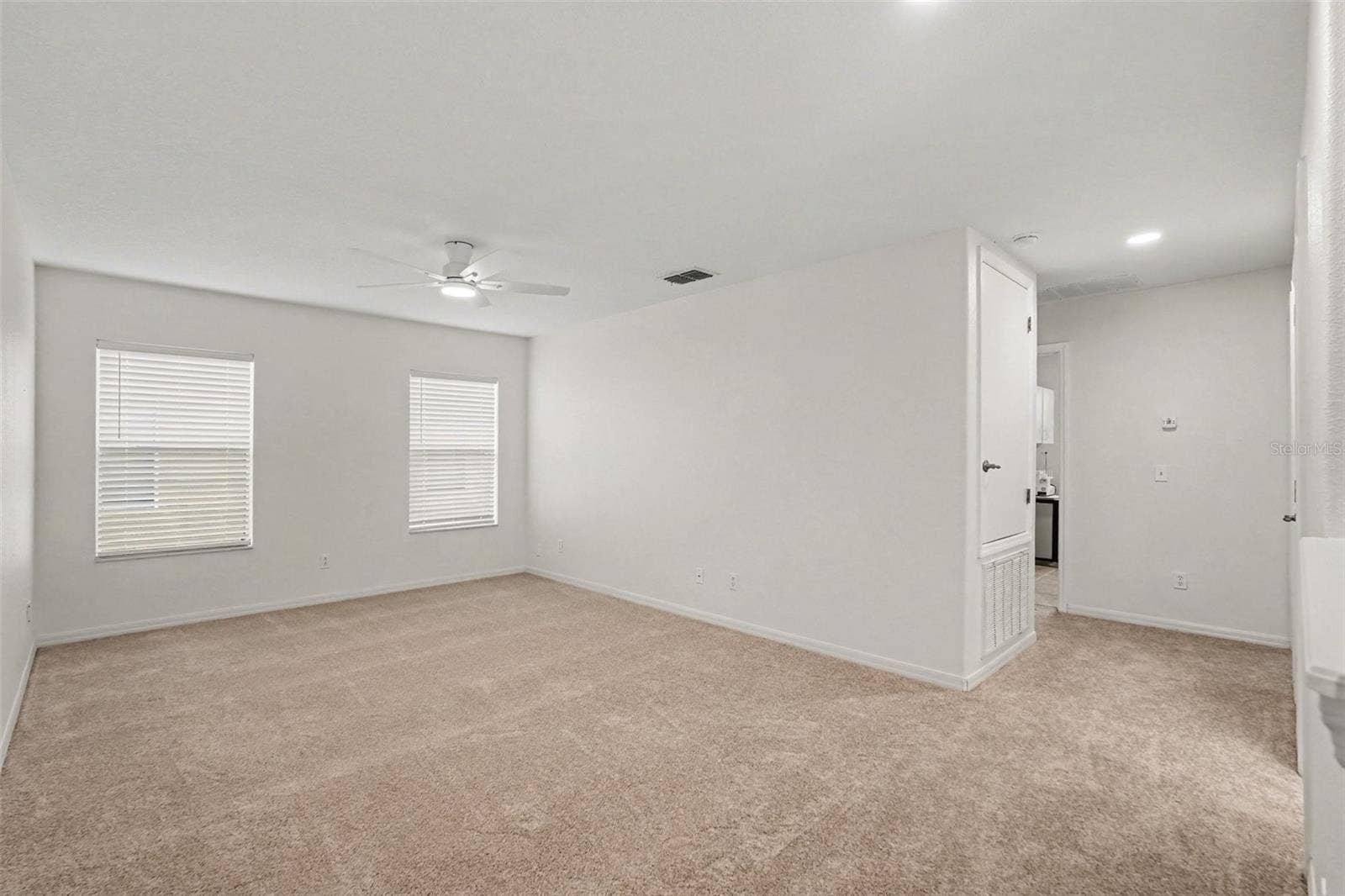 17511 GLENAPP DR, Land O Lakes, FL 34638