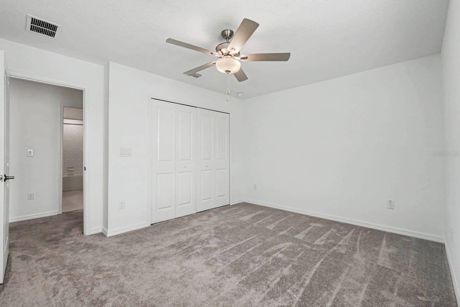 6259 BACK FORTY LOOP, Zephyrhills, FL 33541