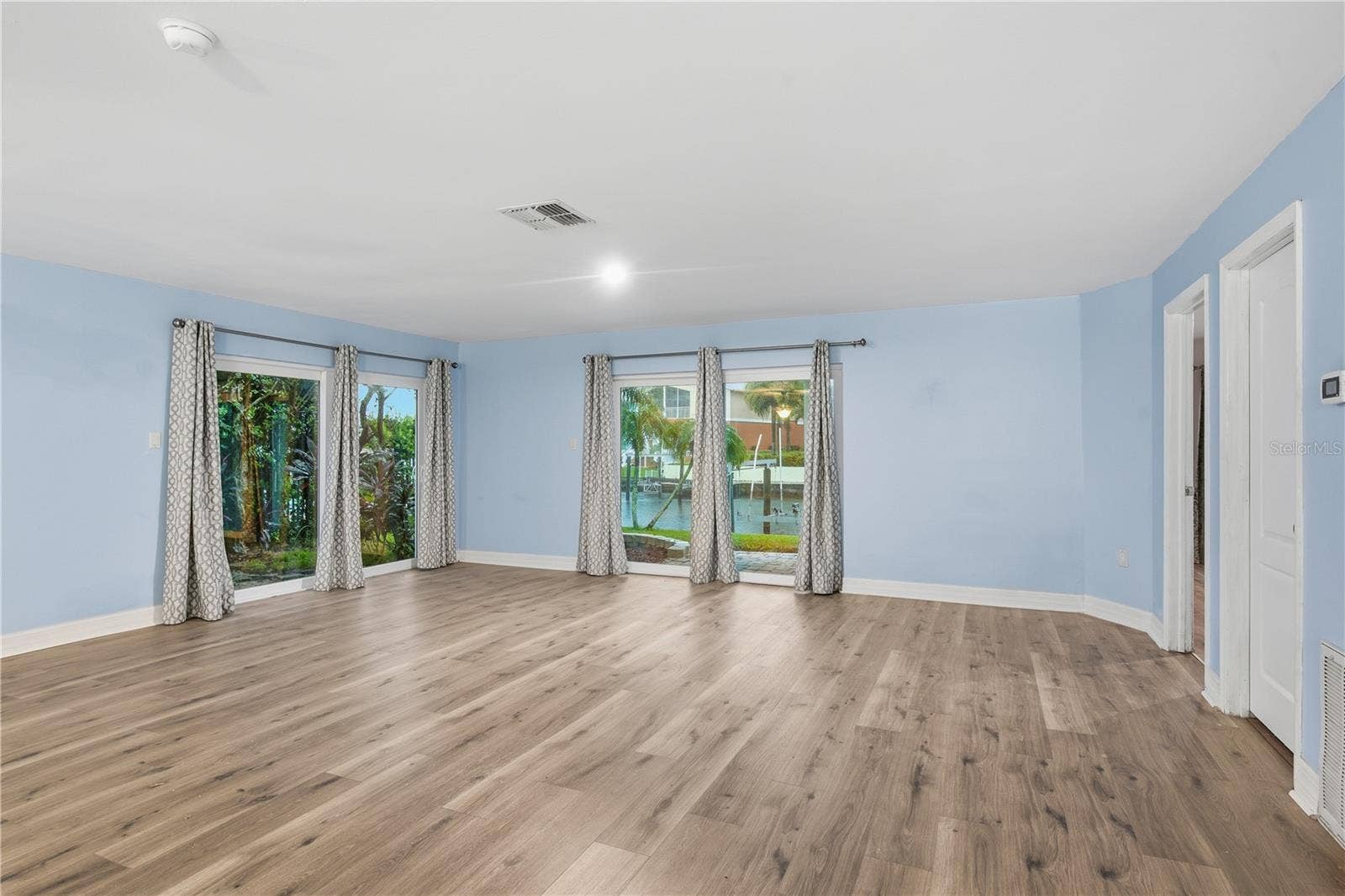 6225 BAYSIDE DRIVE, New Port Richey, FL 34652 6225 BAYSIDE DRIVE, New Port Richey, FL 34652