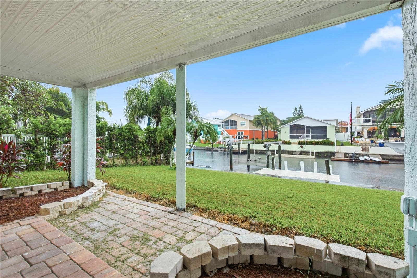 6225 BAYSIDE DRIVE, New Port Richey, FL 34652 6225 BAYSIDE DRIVE, New Port Richey, FL 34652