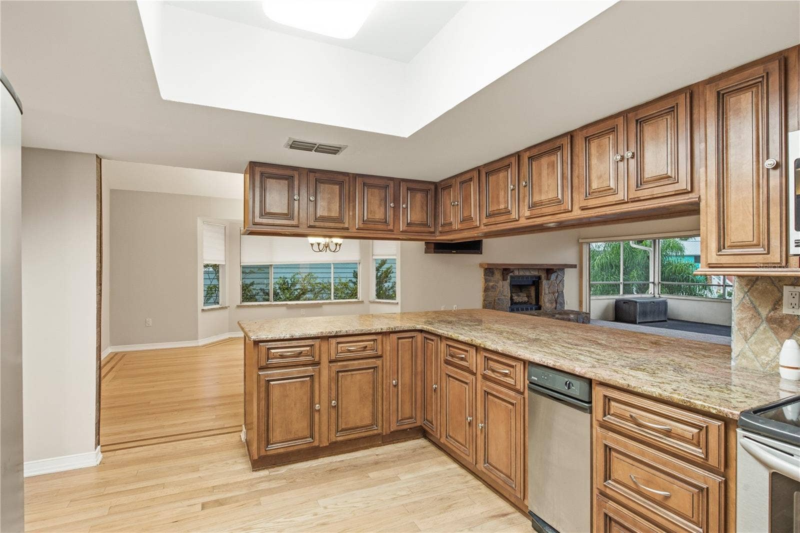 6225 BAYSIDE DRIVE, New Port Richey, FL 34652 6225 BAYSIDE DRIVE, New Port Richey, FL 34652
