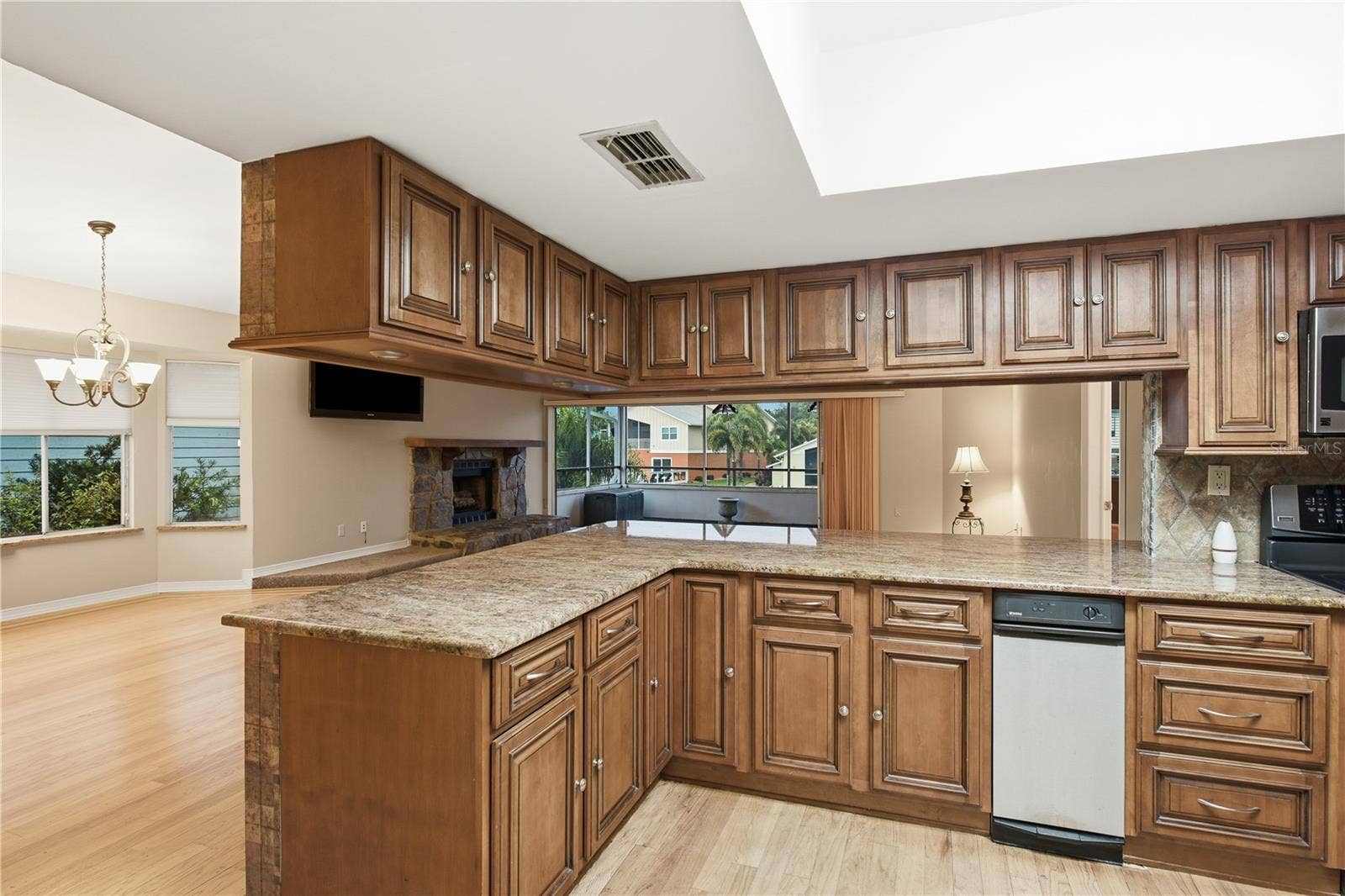 6225 BAYSIDE DRIVE, New Port Richey, FL 34652 6225 BAYSIDE DRIVE, New Port Richey, FL 34652