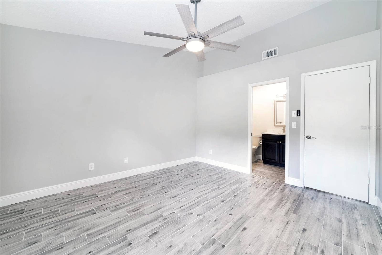3430 HILLMOOR DRIVE, Palm Harbor, FL 34685 3430 HILLMOOR DRIVE, Palm Harbor, FL 34685