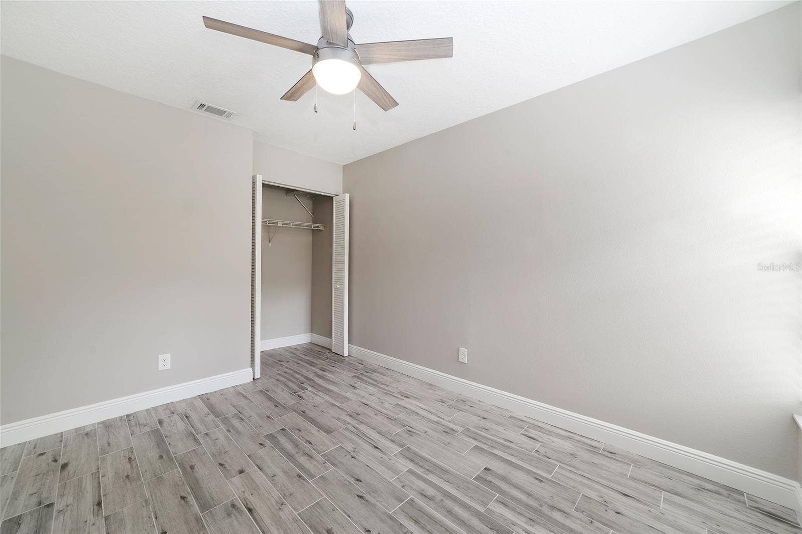 3430 HILLMOOR DRIVE, Palm Harbor, FL 34685 3430 HILLMOOR DRIVE, Palm Harbor, FL 34685