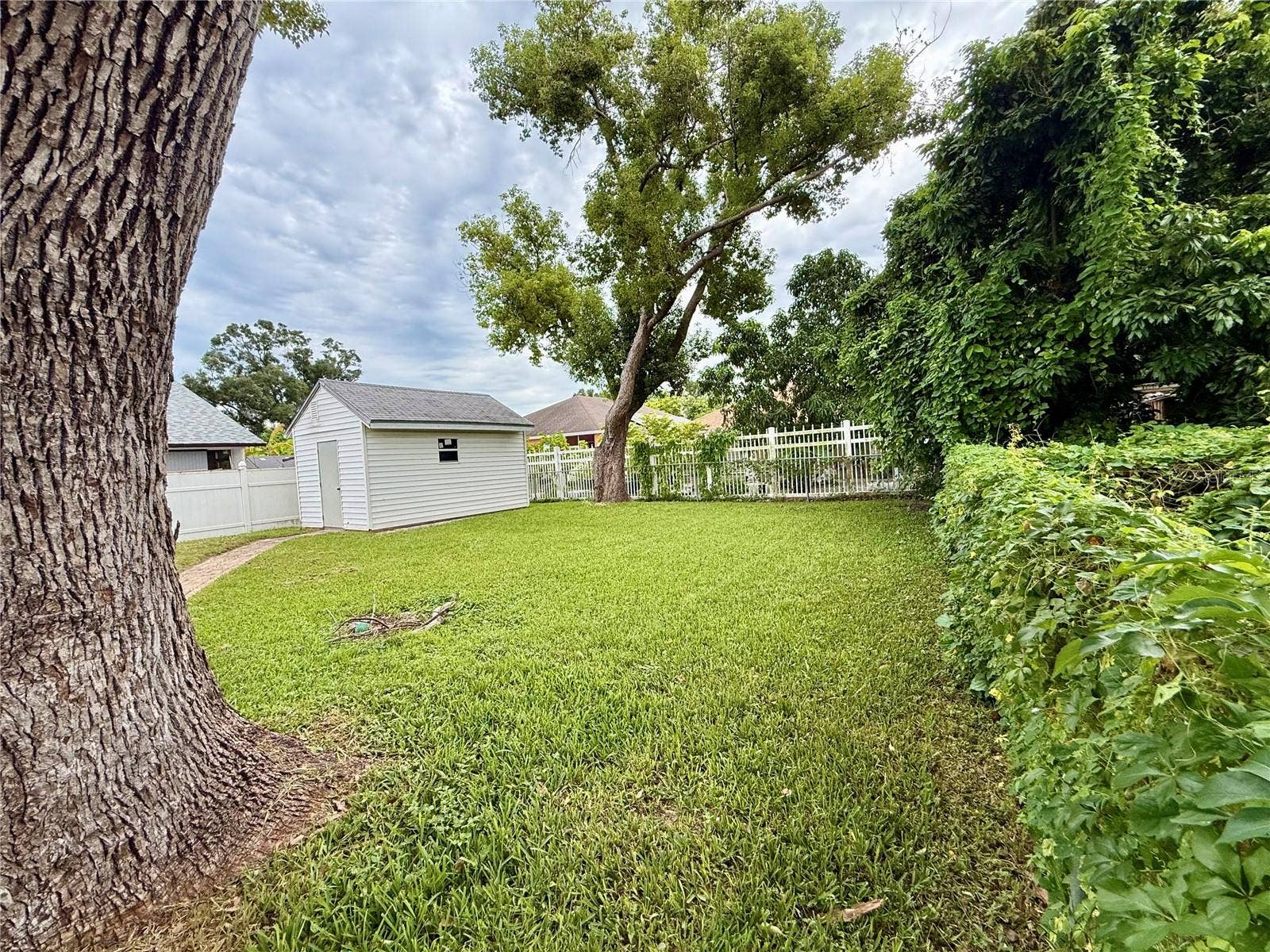 7523 BLOSSOM AVENUE, Tampa, FL 33614 7523 BLOSSOM AVENUE, Tampa, FL 33614