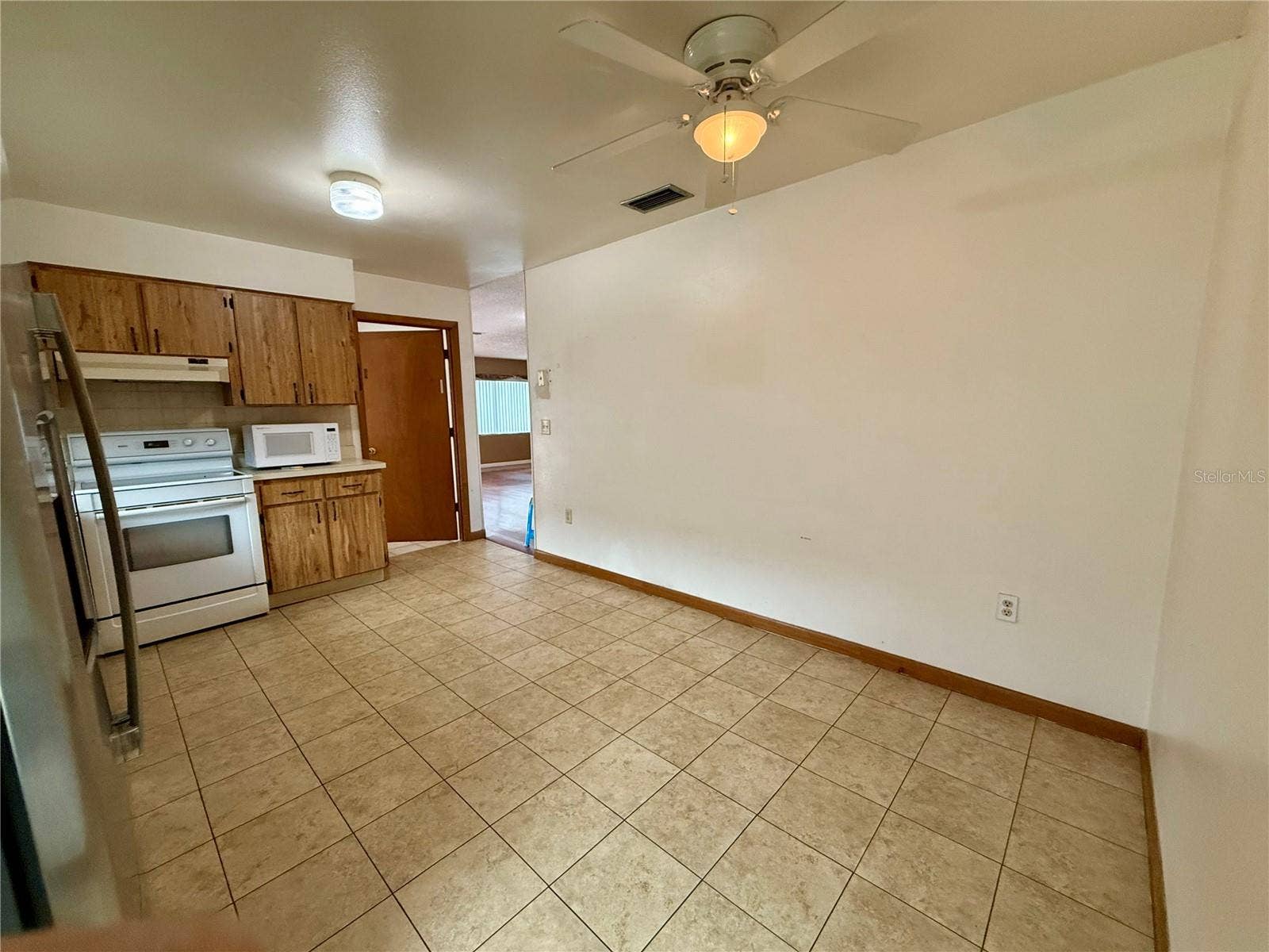 7523 BLOSSOM AVENUE, Tampa, FL 33614 7523 BLOSSOM AVENUE, Tampa, FL 33614