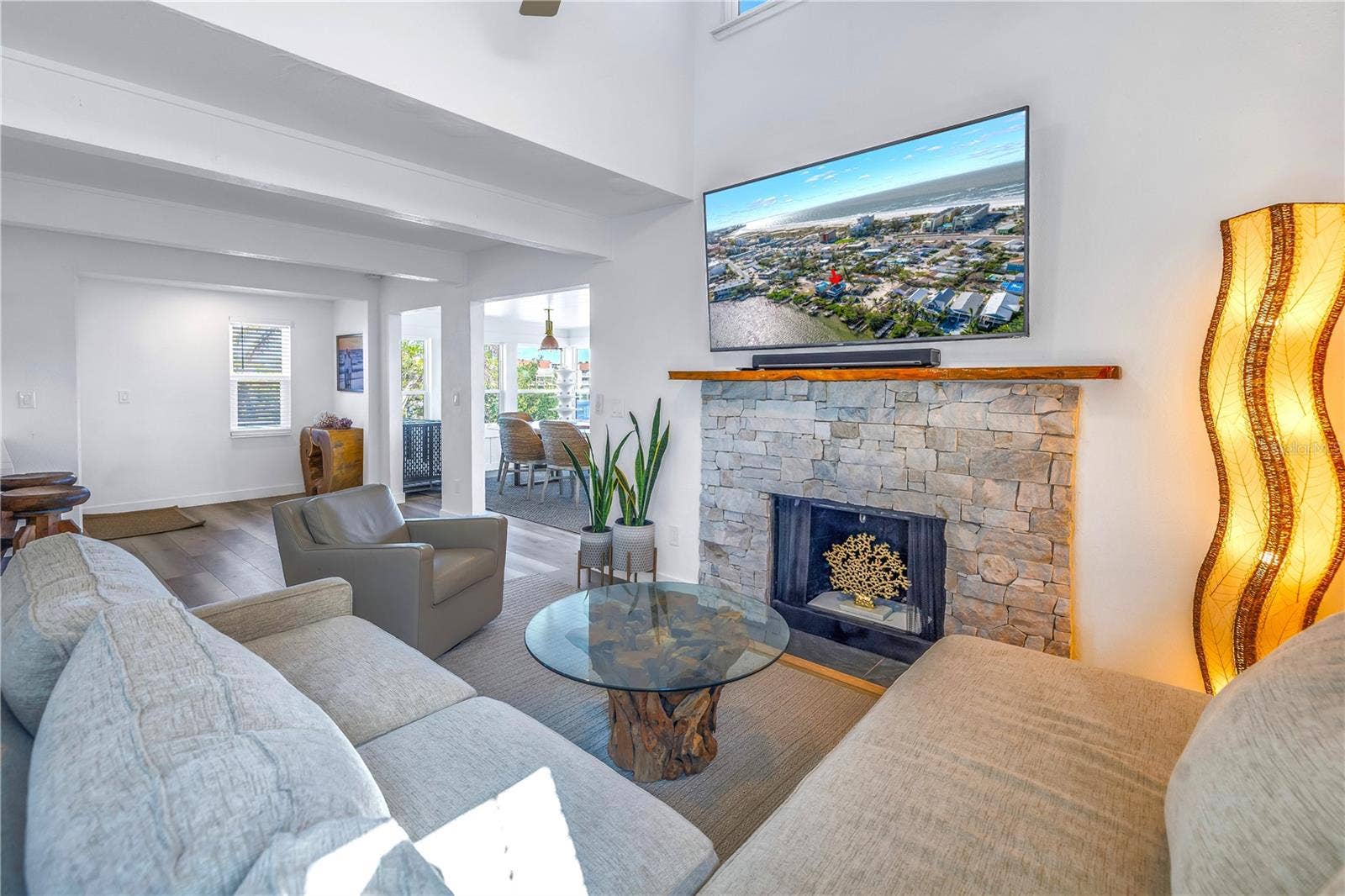 12016 LAGOON LN, Treasure Island, FL 33706