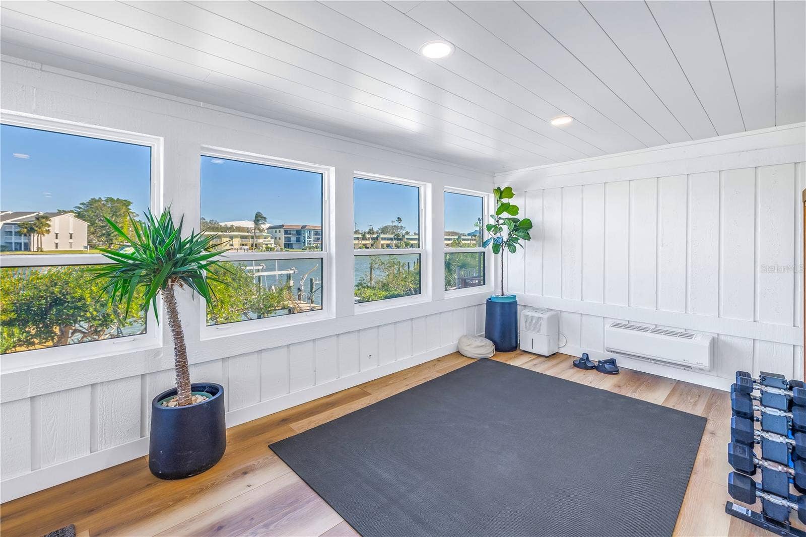 12016 LAGOON LN, Treasure Island, FL 33706