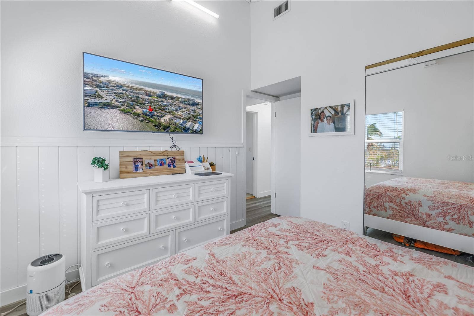 12016 LAGOON LN, Treasure Island, FL 33706