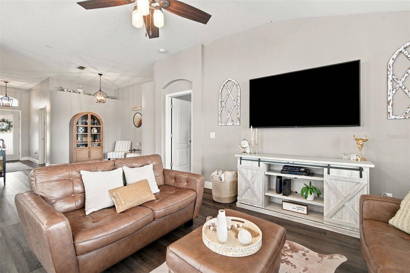 8335 CANTERBURY LAKE BOULEVARD, Tampa, FL 33619