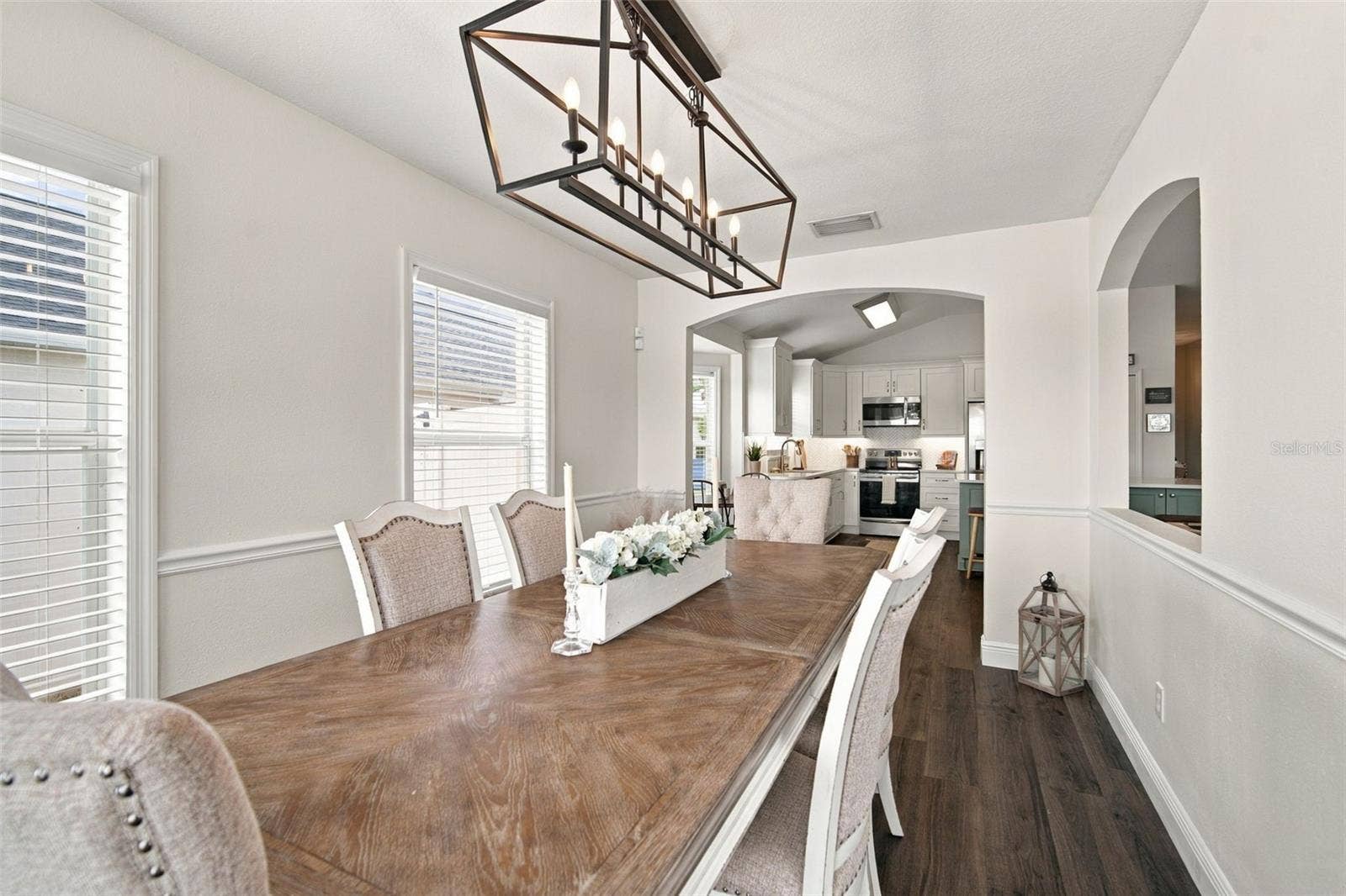 8335 CANTERBURY LAKE BOULEVARD, Tampa, FL 33619