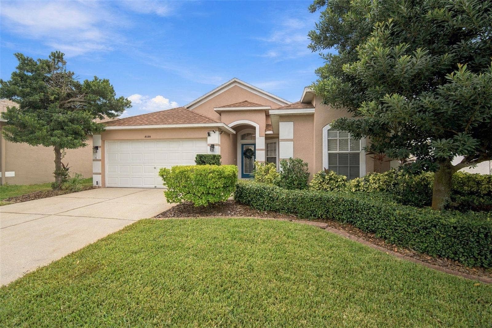 8335 CANTERBURY LAKE BOULEVARD, Tampa, FL 33619