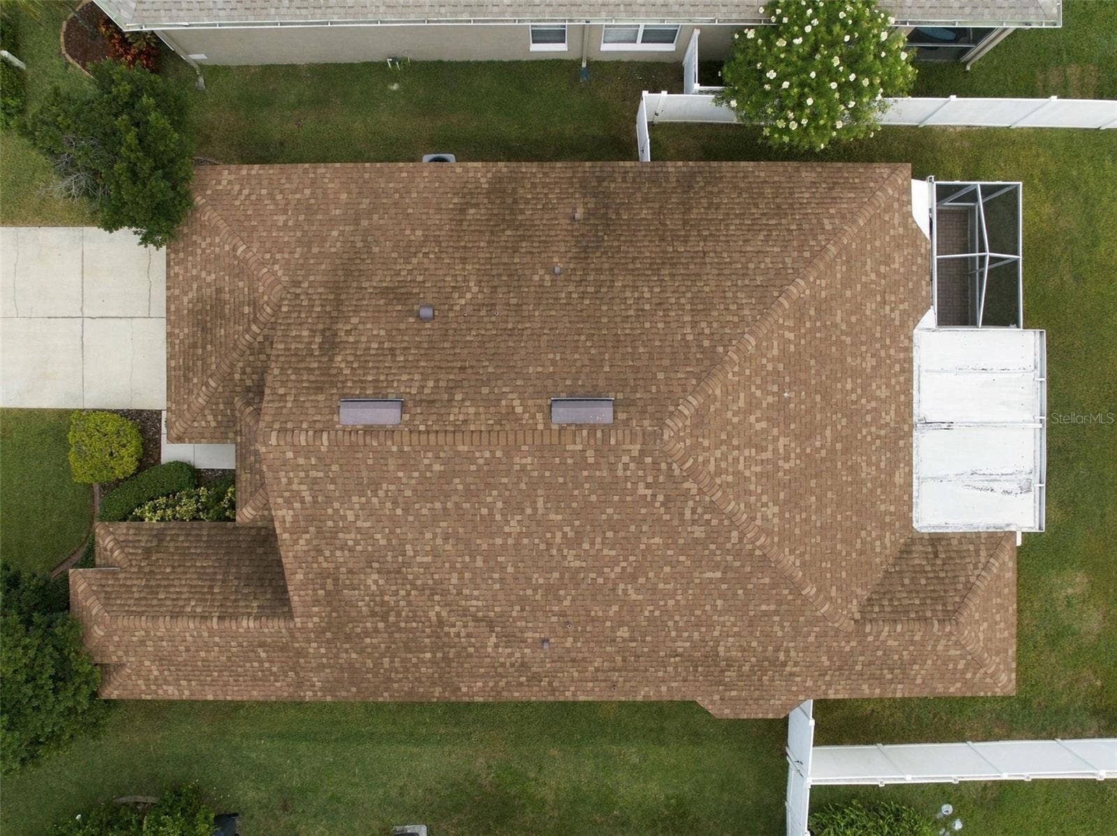 8335 CANTERBURY LAKE BOULEVARD, Tampa, FL 33619