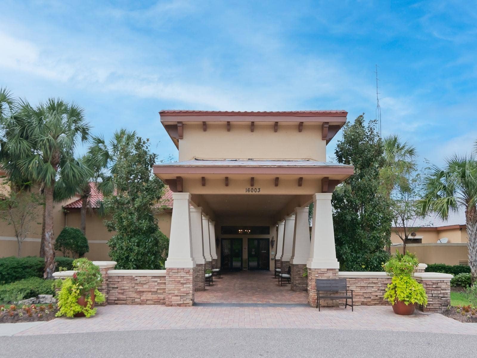5011 SANDY BROOK CIRCLE, Wimauma, FL 33598 5011 SANDY BROOK CIRCLE, Wimauma, FL 33598