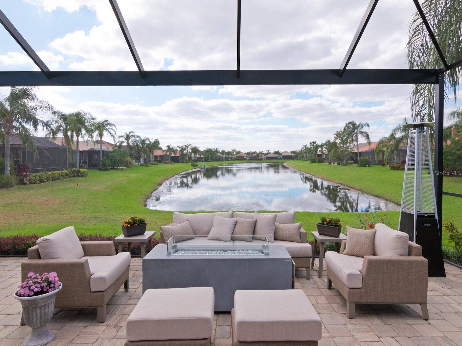 5011 SANDY BROOK CIRCLE, Wimauma, FL 33598 5011 SANDY BROOK CIRCLE, Wimauma, FL 33598