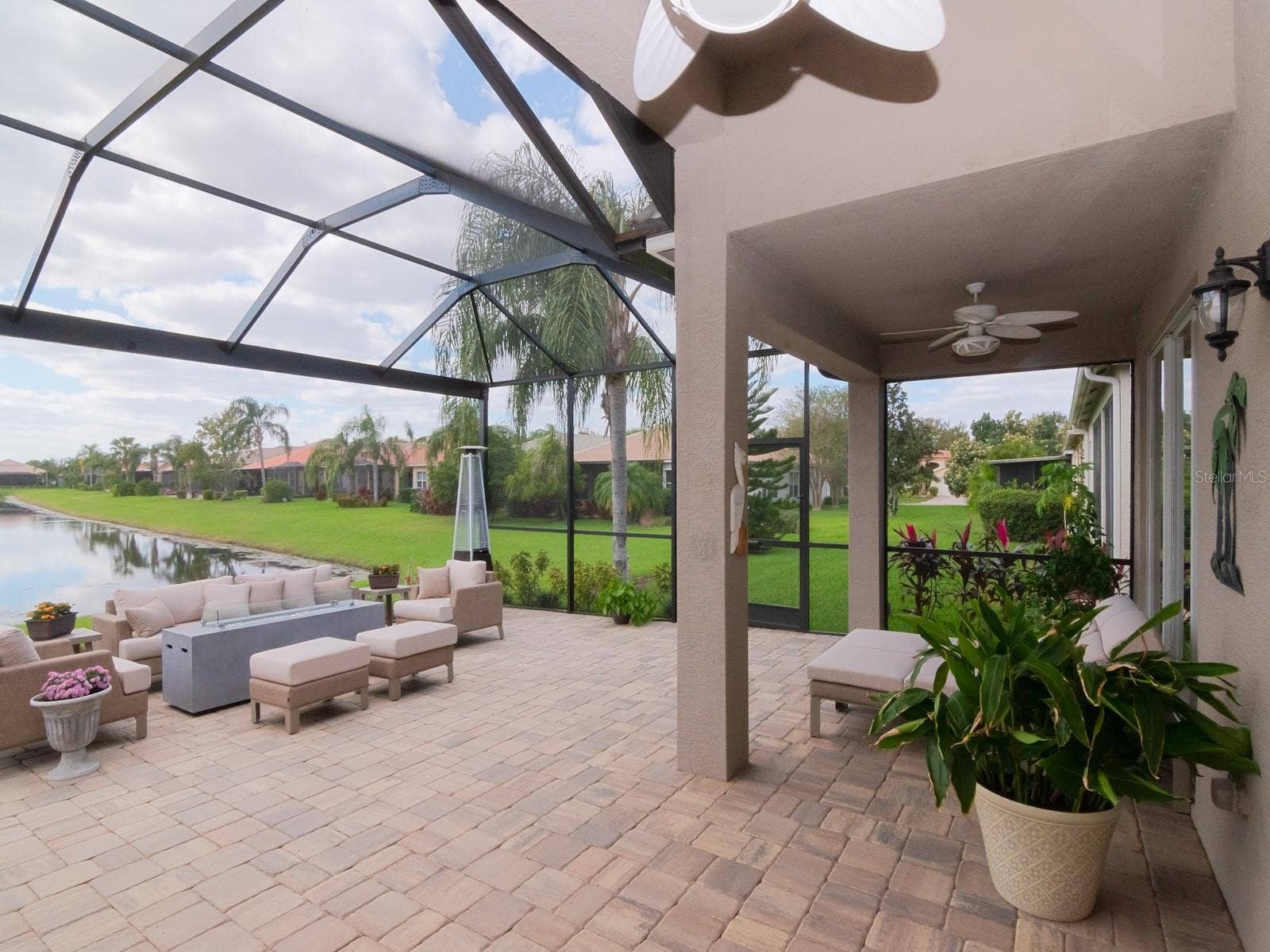 5011 SANDY BROOK CIRCLE, Wimauma, FL 33598 5011 SANDY BROOK CIRCLE, Wimauma, FL 33598